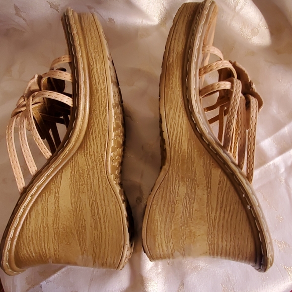 Wood grain platform sandals - Picture 4 of 8